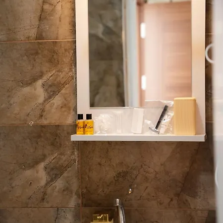 Quatro Life Hotel